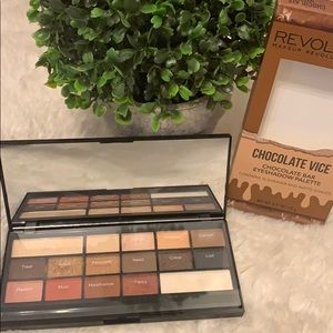 Makeup Revolution Chocolate Bar Eyeshadow Palette